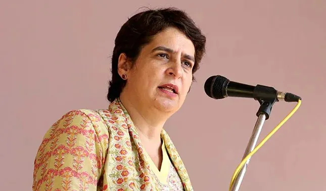 लोगों की मेहनत की कमाई पर पड़ रही है महंगाई की मार- प्रियंका गांधी