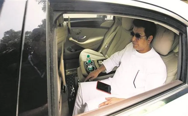 राज ठाकरे के काफिले में हादसा, 10 गाड़ियां क्षतिग्रस्त