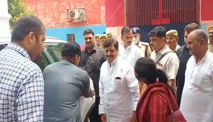 उन्नाव: शिवपाल सिंह यादव पहुंचे उन्नाव जेल, कहा- सदन की गरिमा का सबको रखना चाहिए ध्यान