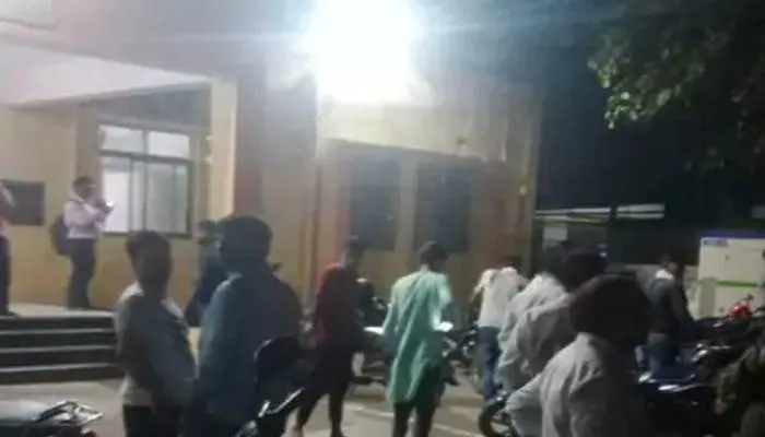 सुल्तानपुर में उप मुख्यमंत्री के आगमन की सूचना पर मचा हड़कंप, रातों-रात चाक चौबंद हुई अस्पताल की व्यवस्था