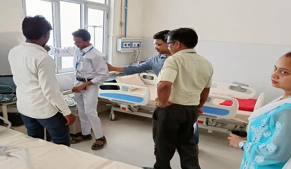 मुरादाबाद : फुल रिहर्सल में कोविड संक्रमित मरीज के इलाज के प्रबंध को परखा
