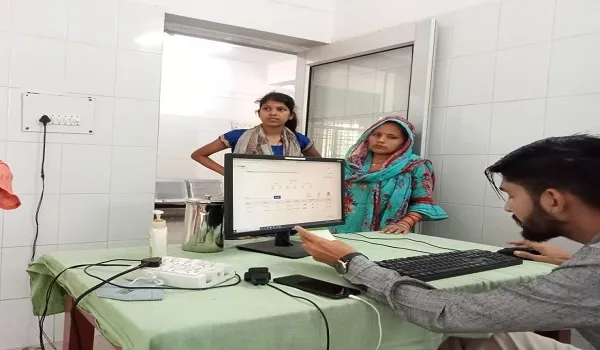 मुरादाबाद : टीकाकरण में बरत रहे उदासीनता, केंद्र पर सन्नाटा