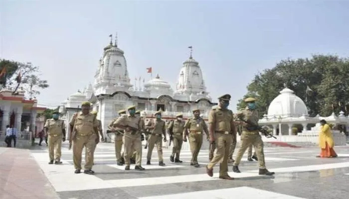 गोरखपुर: गोरखनाथ मंदिर की सुरक्षा व्‍यवस्था होगी सख्त, मंदिर पर‍िसर में बनेगा एसपी कार्यालय व पुलिस कंट्रोल रूम