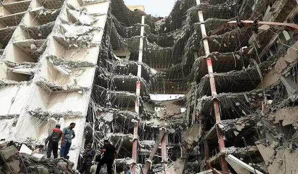 ईरान में इमारत ढहने की घटना में मरने वालों की संख्या बढ़कर हुई 33, तलाश जारी