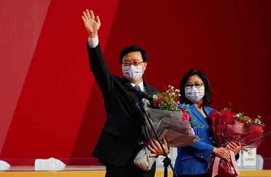 Hong Kong elections: एकमात्र उम्मीदवार जॉन ली अगले मुख्य कार्यकारी नियुक्त