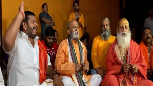 कर्नाटक पहुंचा लाउडस्पीकर विवाद,मस्जिदों में लगे लाउडस्पीकर के विरोध में हनुमान चालीसा