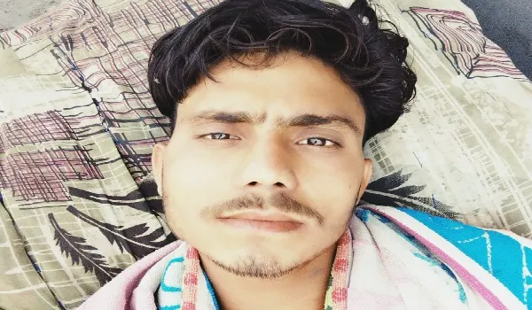 मुरादाबाद: अज्ञात वाहन से टक्कर में युवक की मौत, दो घायल