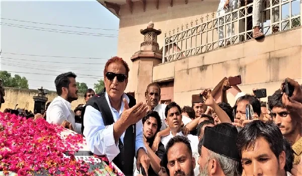 ज्ञानवापी और बाबरी मस्जिद में बहुत अंतर : आजम