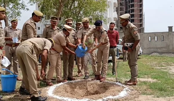 लोगों के साथ विनम्र व्यवहार करें पुलिस : एडीजी