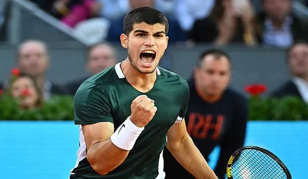 Madrid Open Tennis Tournament: नोवाक जोकोविच को हराकर के फाइनल में पहुंचे कार्लोस अलकारेज