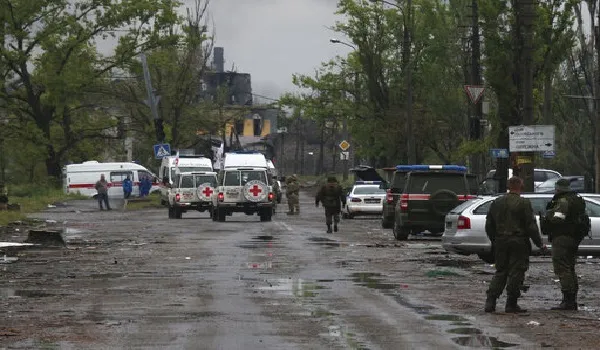 Russia Ukraine War: रेडक्रॉस ने युद्ध के सैकड़ों यूक्रेनी कैदियों का किया पंजीकरण