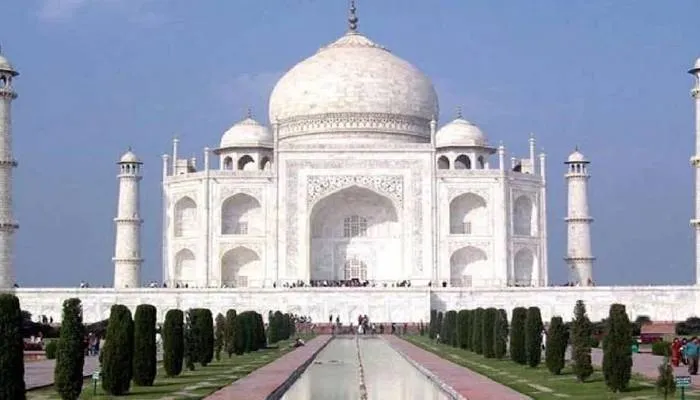 ताजमहल के बंद 20 कमरों से खुलेगा रहस्य? ASI जांच के लिए हाईकोर्ट में दाखिल हुई याचिका