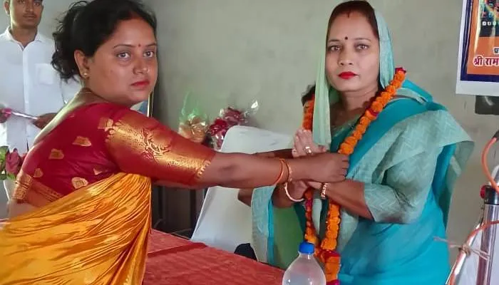 प्रतिस्पर्धा की दौड़ में खुद को बेहतर साबित करने का संकल्प करें छात्र: रंजना चौधरी