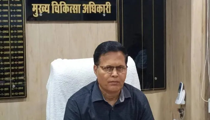 फाइलेरिया से बचना है तो दवा का सेवन जरूर करें : सीएमओ