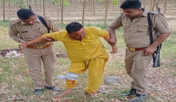 रामपुर: पुलिस और गो-तस्करों के बीच मुठभेड़, एक के पैर में लगी गोली, दूसरा फरार