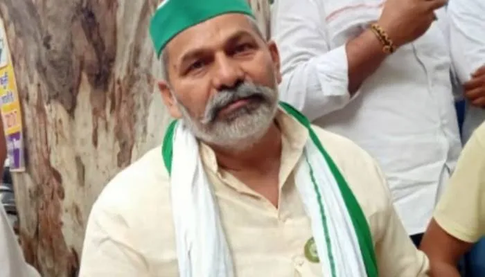 भाकियू से अलग नया गुट बनाने वाले नेताओं को किया गया बर्खास्त, राकेश टिकैट ने ट्वीट कर दी जानकारी