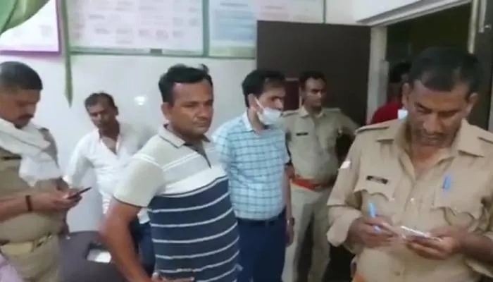 बहराइच: सीएमएस ने अस्पताल में खून न होने की बात कहकर पति को भगाया, प्रसूता की मौत, परिजनों ने किया हंगामा