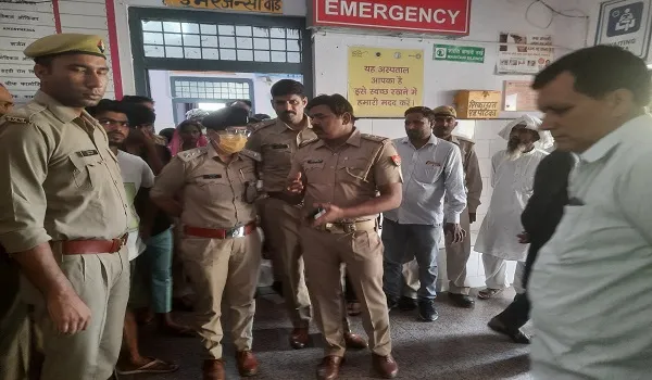 मुरादाबाद: ट्रक ने ई-रिक्शे में बैठे युवक को रौंदा, मौके पर मौत