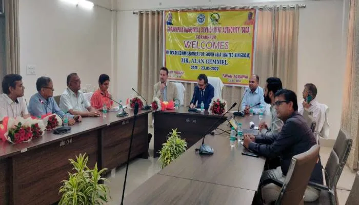 गोरखपुर में विदेशी निवेश की काफी संभावनाएं : एलन जेमेल