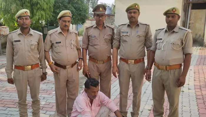 बहराइच: दुर्लभ सेंडबोआ सांप के साथ तस्कर गिरफ्तार