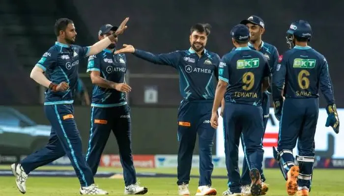 IPL 2022, LSG vs GT: गुजरात ने प्लेऑफ में बनाई जगह, लखनऊ को 62 रनों से किया पराजित