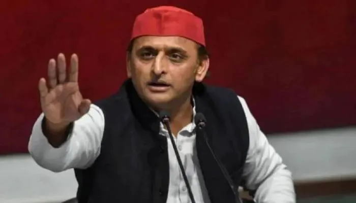 योगी सरकार ने पुलिस का राजनीतिक दुरुपयोग कर इंसाफ को थानों में गिरवी रख दिया: अखिलेश यादव