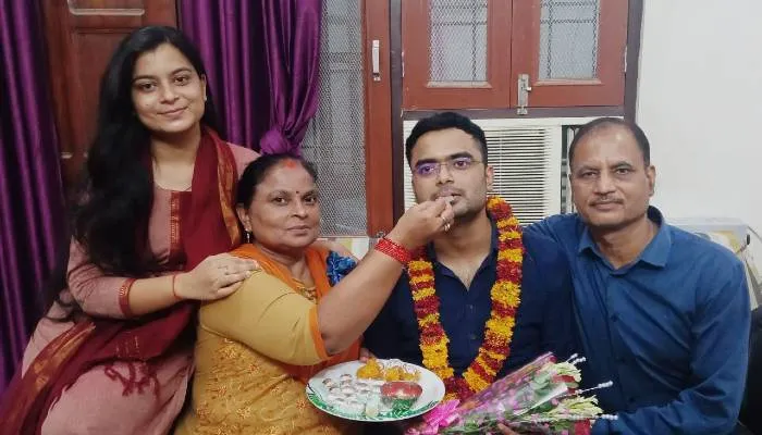 कानपुर: यूपीएससी के होनहार सेल्फ स्टडी को मानते सफलता का आधार