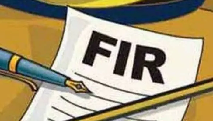 लखनऊ: पड़ोसियों ने घर में घुसकर मां-बेटी को पीटा, पुलिस ने एससी-एसटी एक्ट के तहत दर्ज की रिपोर्ट