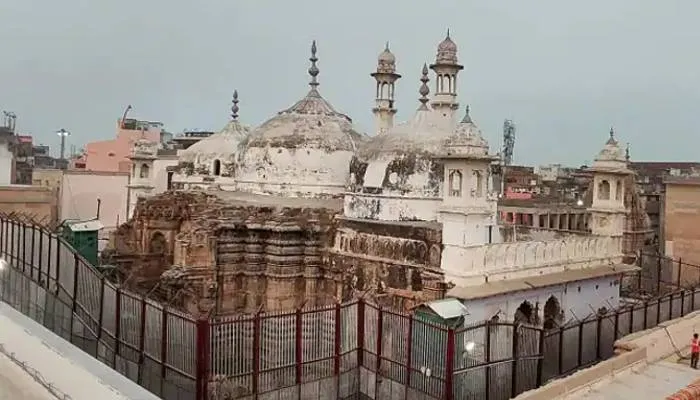 ज्ञानवापी मामले में आया नया मोड़, सर्वे की रिपोर्ट हुई लीक, वीडियो हुआ वायरल, हिन्दू पक्ष के वकील ने झाड़ा पल्ला, कही यह बड़ी बात