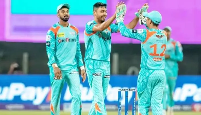 IPL 2022, LSG vs KKR: लखनऊ ने कोलकाता को 75 रनों से किया पराजित, अंक तालिका में शीर्ष पर पहुंची