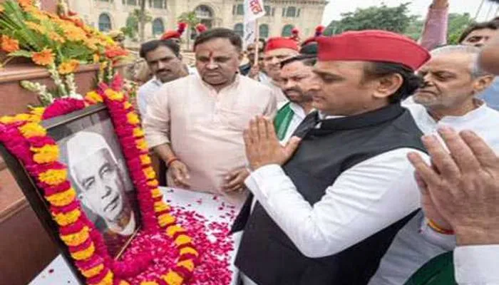 किसानों को न्याय दिलाने के लिये संघर्ष करेगी सपा : अखिलेश यादव