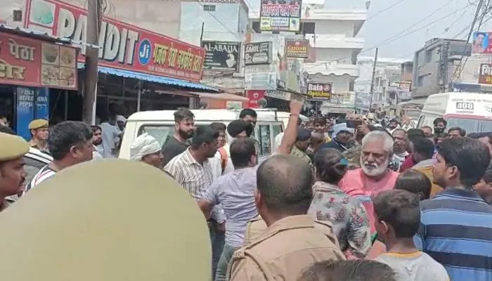 कानपुर: अतिक्रमण ढहाने पहुंची केडीए की टीम पर लोगों ने किया पथराव, जानें वजह