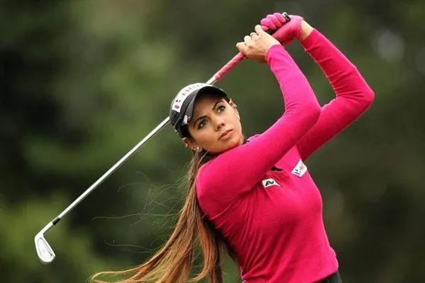 Madrid Ladies Open : भारतीय गोल्फर वाणी कपूर संयुक्त 43वें स्थान पर, त्वेसा मलिक और अमनदीप द्राल का निराशाजनक प्रदर्शन