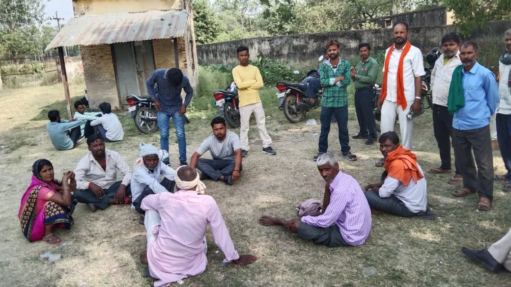 पीलीभीत: विवाहिता की पीटकर हत्या कर शव फंदे पर लटकाया