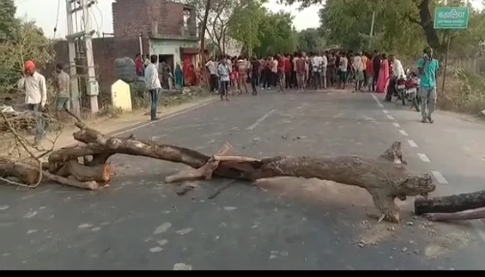 रायबरेली : रोजगार सेवक की ट्रक से कुचलकर मौत, आक्रोशित लोगों ने राजमार्ग किया जाम