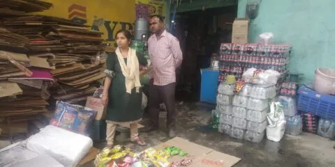 हल्द्वानी: जरा सी बारिश में खुली नगर निगम की पोल, नाले का गंदा पानी गोदामों में घुसा, लाखों का नुकसान
