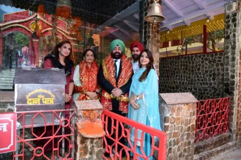 नैनीताल: मां नयना देवी मंदिर और गुरुद्वारे में शीश नवाने पहुंचे राज्यपाल, कही यह बात
