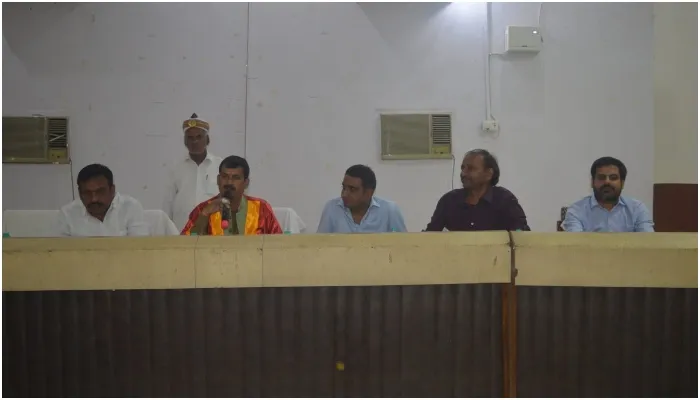 अयोध्या के मठ-मंदिर कमर्शियल टैक्स से होंगे मुक्त, लता मंगेशकर के नाम पर होगा उदया चौराहा