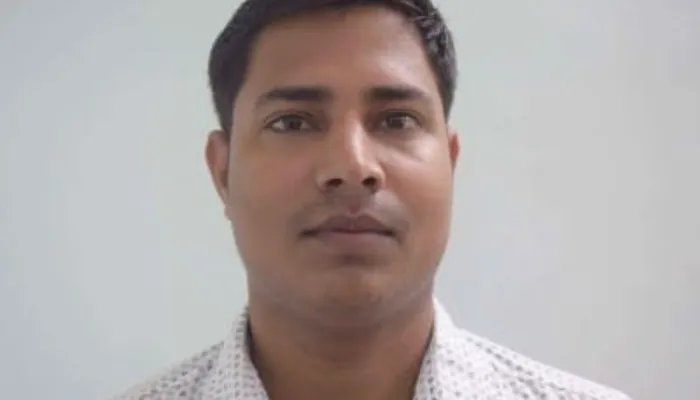 अयोध्या: किसान का बेटा बना वरिष्ठ प्राविधिक सहायक, गांव में फैला खुशी का माहौल