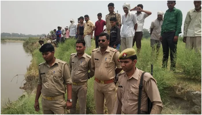 हरदोई: नहाने गया किशोर रामगंगा नदी में डूबा, तलाश जारी