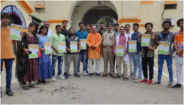 गोरखपुर: अमर शहीद पं.राम प्रसाद बिस्मिल पर आधारित नाटक का मण्डलीय कारागार में हुआ मंचन