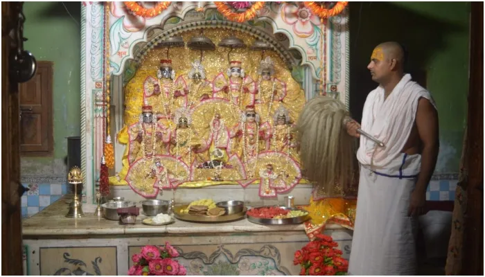अयोध्या: मंदिरों में धूमधाम से मनाया गया जानकी जन्मोत्सव