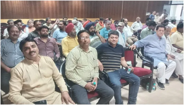 अयोध्या: थमा विरोध, माने व्यापारी, 20 मीटर चौड़ा होगा सहादतगंज-नया घाट मार्ग