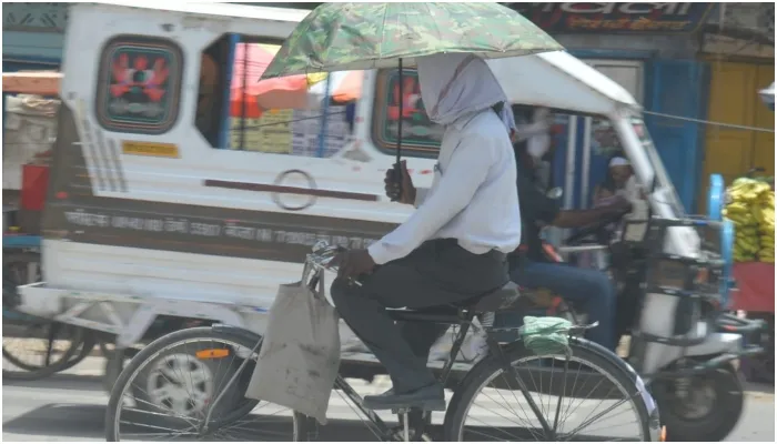 अयोध्या: बला की तपिश से राहत की उम्मीद, जिले के कुछ क्षेत्रों में बारिश की संभावना