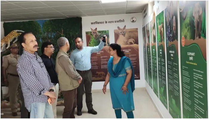 बहराइच: घड़ियाल सेंटर पर बने एनआईसी केंद्र का मुख्य वन संरक्षक ने किया उद्घाटन