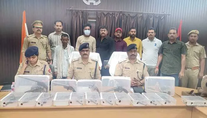 फतेहपुर : पुलिस ने तमंचा फैक्ट्री का किया भण्डाफोड़, दो आरोपित गिरफ्तार