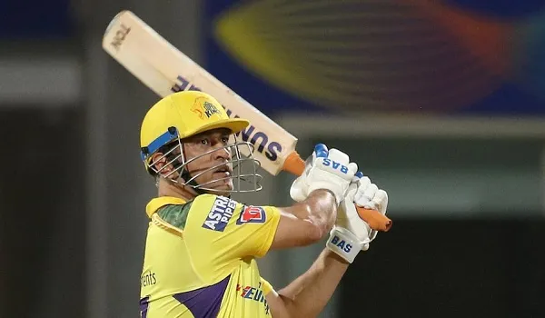 IPL 2022 : टी-20 में बतौर कप्तान 6,000 रन बनाने वाले दूसरे खिलाड़ी बने एमएस धोनी