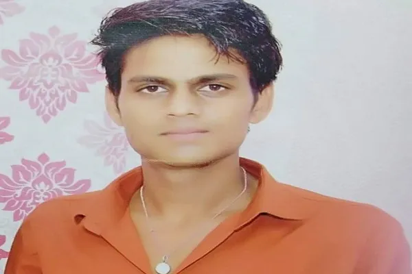 अमरोहा : लापता युवक को गंगा में डूबाकर मारने का आरोप, दोस्त हिरासत में