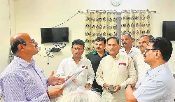 मुरादाबाद : प्रोटोकॉल पर नरमू का हंगामा, चिकित्सकों की शिकायत