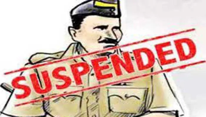ललितपुर पुलिस के जुल्म की एक और शिकायत, महिला को पीटने पर तीन पुलिसकर्मी निलंबित